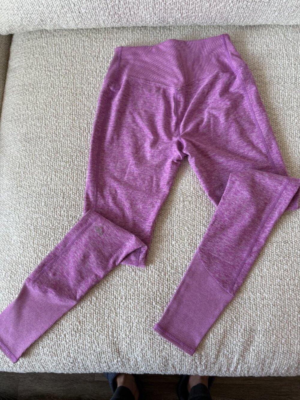 Alo Yoga Alosoft Lavish Bra & High-Waist Lounge Leggings in Electric Violet - Picture 7 of 9